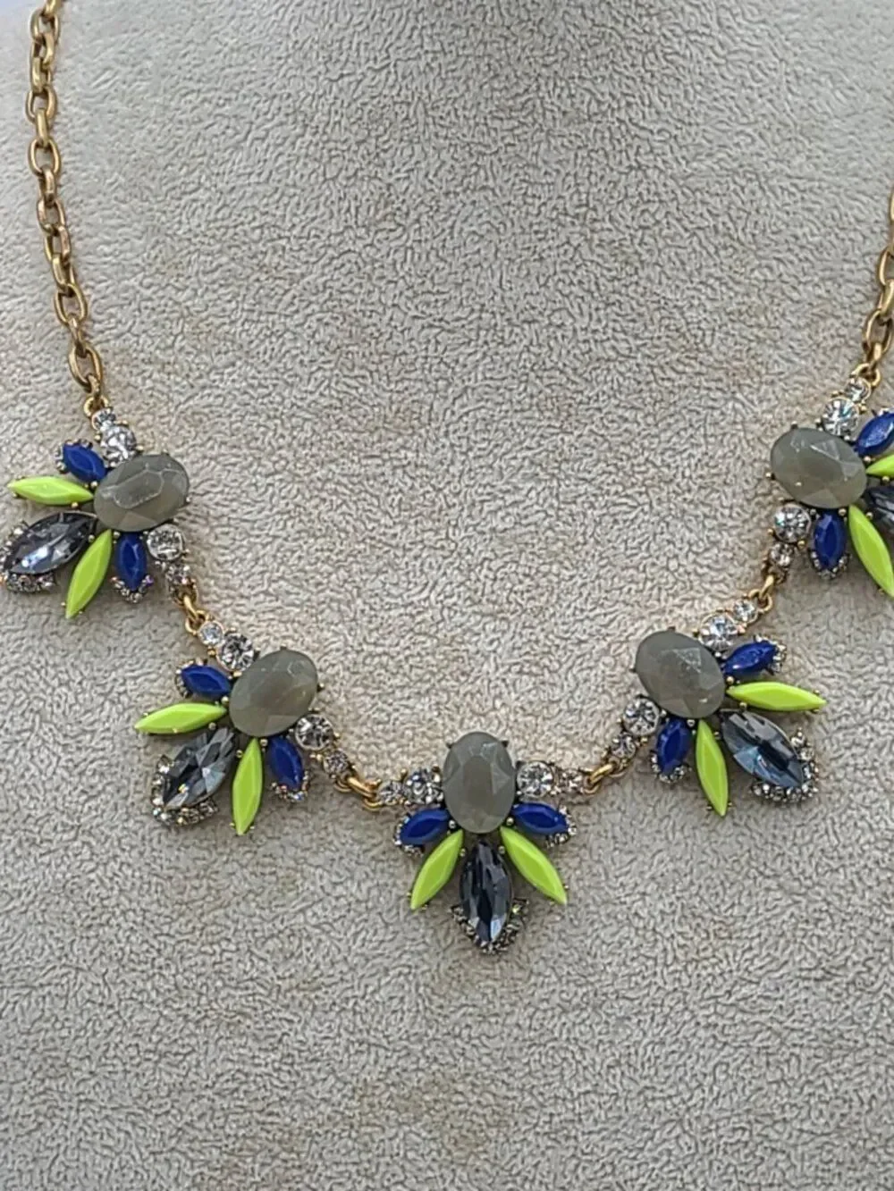 J Crew Green Gray Blue Crystal Gold Tone Necklace